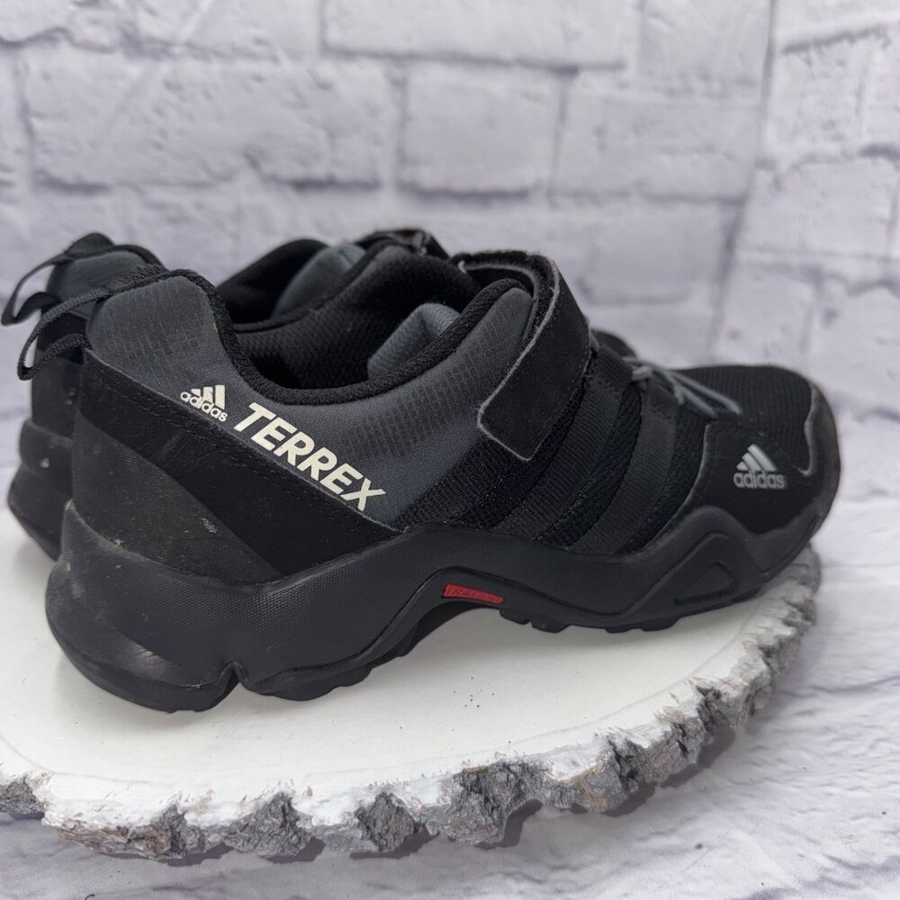 Adidas Terrex AX2R CF K Boys Size 5 Hiking Shoes (BB1930) Black / Gray - Picture 2 of 10
